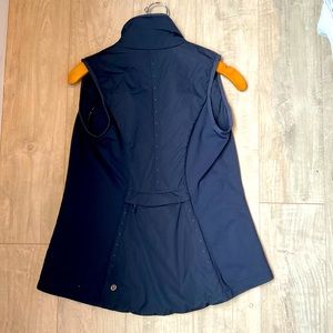 Lululemon Navy Light running vest Size 2